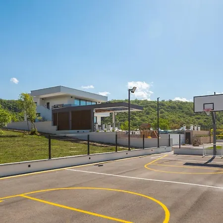 Luxury Arya With 77sqm Heated Pool, Hot-tub, Sauna, Gym, Billiard, Playgrounds, 6 Bedroom Bajagic